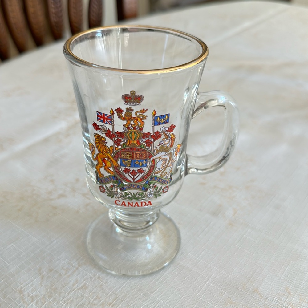 Vintage Glass mug commemorating the Silver Jubilee of Queen Elizabeth II, 1977